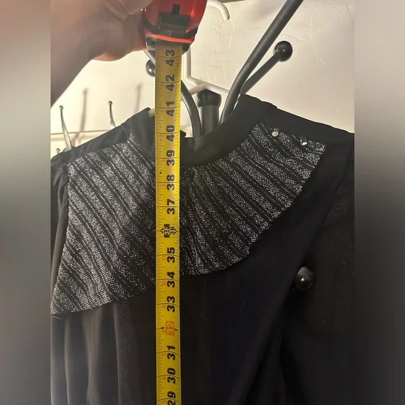 Late 1970s Vintage Doo-Dads Shirt Dress-Ruffle. Size 7/8 - Picture 5 of 6